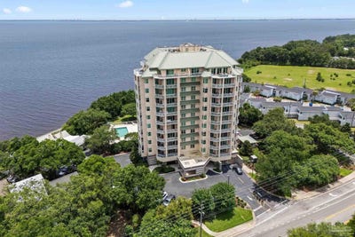 /international/us/1700-scenic-hwy-pensacola-fl-110109082880/