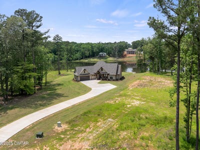 /international/us/185-stately-oak-drive-huntingdon-tn-110100026798/