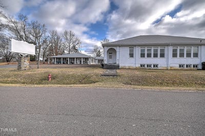 /international/us/19407-bethel-road-abingdon-va-110119743077/