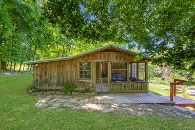 /international/us/6-woods-road-rhinebeck-ny-110108364966/