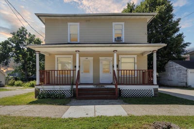 /international/us/1115-laurel-avenue-janesville-wi-110101269967/?lang=en