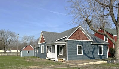 /international/us/512-n-race-street-monon-in-110106763293/