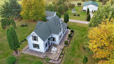 /international/us/8989-195th-avenue-ne-oak-park-mn-110120417707/