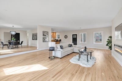 /international/us/93-tersana-drive-easton-ct-110109117471/
