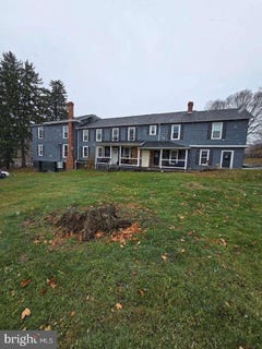 /international/us/136-waverly-street-westernport-md-110108193944/