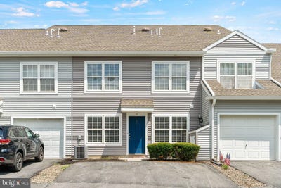 /international/us/21-court-lane-carlisle-pa-110100963535/