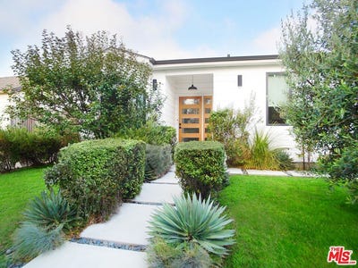/international/us/3744-somerset-dr-los-angeles-ca-110108632871/