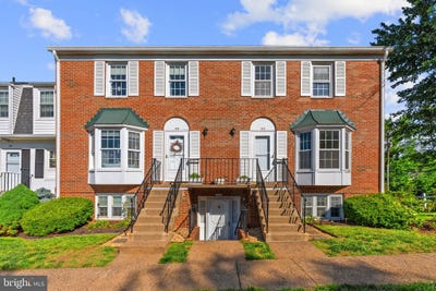 /international/us/52-52a-leeds-court-warrenton-va-110108063376/