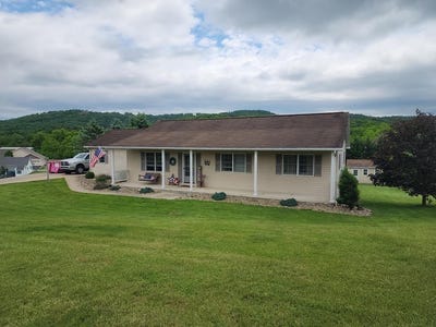 /international/us/10892-tuckahoe-drive-huntingdon-pa-110099923840/