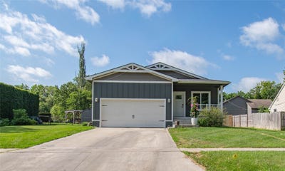 /international/us/1131-prairie-street-adel-ia-110109180610/