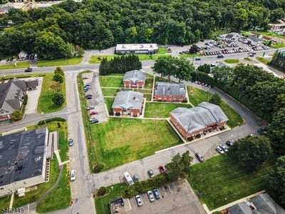 /international/us/680-state-route-15-jefferson-twp-nj-110110301176/
