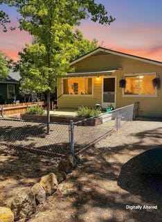 /international/us/161-s-13th-montague-ca-110108412618/