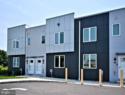 /international/us/287-yards-court-hatboro-pa-110100025089/