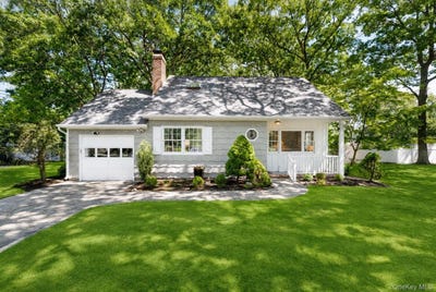 /international/us/23-canvasback-lane-east-quogue-ny-110119720866/