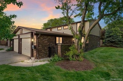 /international/us/32105-w-12-mile-road-farmington-hills-mi-110108234719/