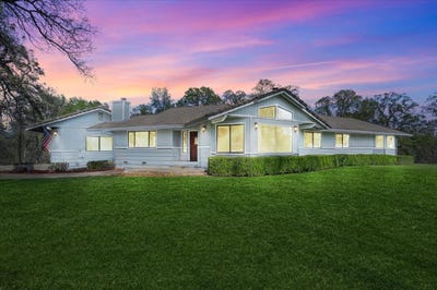 /international/us/19862-paso-robles-ave-redding-ca-110107851265/