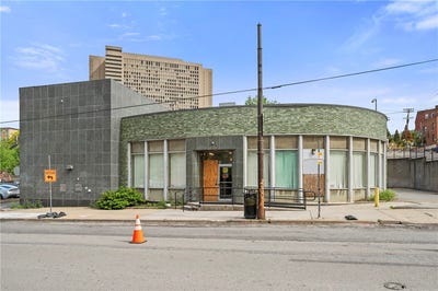 /international/us/1425-5th-ave-downtown-pgh-pa-110102869358/