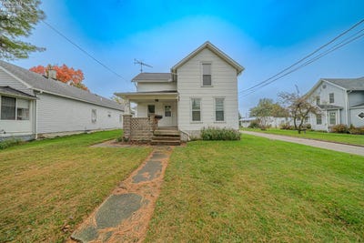 /international/us/235-n-locust-oak-harbor-oh-110120579298/