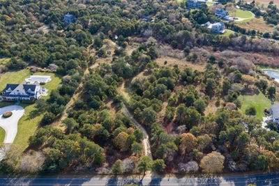 /international/us/39-slough-cove-road-edgartown-ma-110108026702/