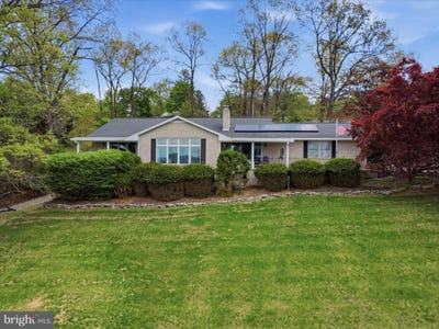 /international/us/13741-villa-view-drive-w-waynesboro-pa-110107480884/