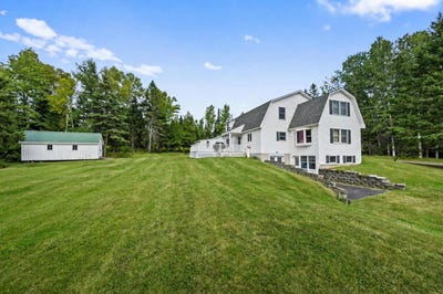 /international/us/62-loon-lake-road-rangeley-me-110101887360/