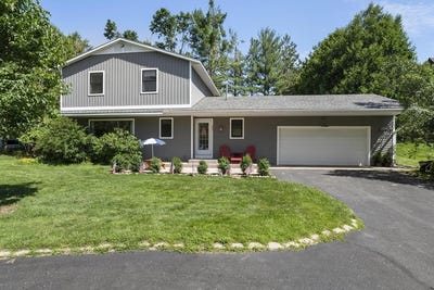 /international/us/540-w-summit-street-harbor-springs-mi-110100810023/?lang=en