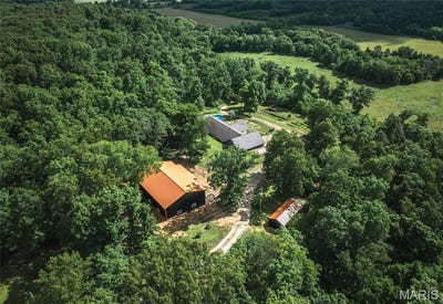 /international/us/916-county-road-5390-salem-mo-110108382443/
