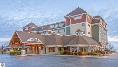 /international/us/2035-n-us-31-n-2106-traverse-city-mi-110088900392/