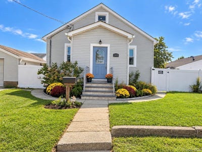 /international/us/311-herzel-boulevard-west-babylon-ny-110120515815/
