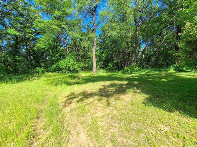 /international/us/22-2-lakewood-court-lake-carroll-il-110106280689/