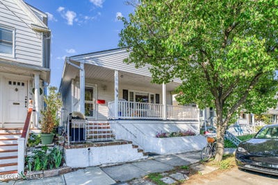 /international/us/111-cookman-avenue-ocean-grove-nj-110108074335/