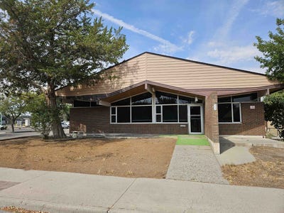 /international/us/555-meeker-street-delta-co-110101812290/
