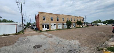 /international/us/401-e-commerce-street-mexia-tx-110091483573/