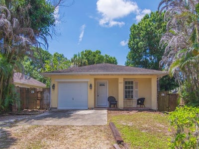 /international/us/6055-7th-place-vero-beach-fl-110108980545/