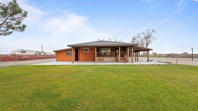 /international/us/9121-taylor-flats-road-pasco-wa-110104815643/
