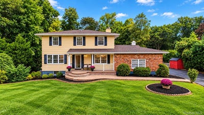 /international/us/476-hilltop-road-yorktown-heights-ny-110120095248/