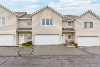 /international/us/2142-willow-trail-north-mankato-mn-110108220809/