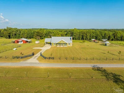 /international/us/4425-dream-acres-rd-molino-fl-110107687955/