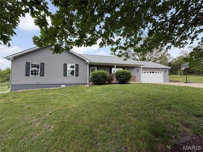 /international/us/10220-louise-street-potosi-mo-110107653266/