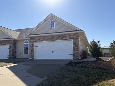 /international/us/1709-timber-wolf-lane-mahomet-il-110105021149/