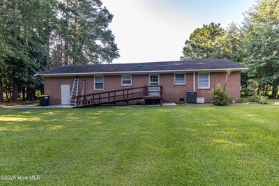 /international/us/1970-hullwood-drive-kinston-nc-110101169120/