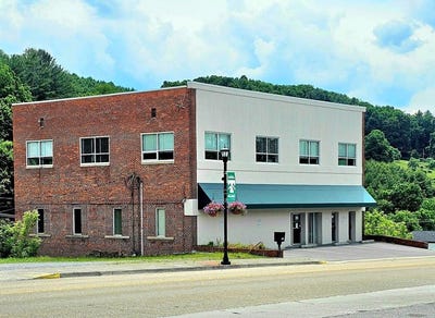 /international/us/329-main-street-tazewell-va-110108662443/