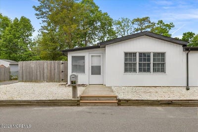 /international/us/530-bradley-boulevard-toms-river-nj-110108378954/