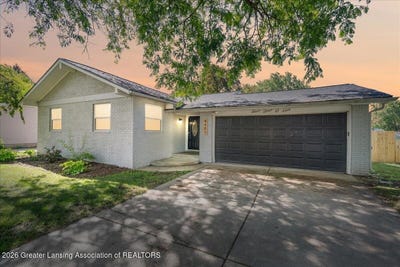 /international/us/4401-willesdon-avenue-holt-mi-110108886540/