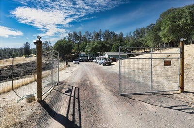 /international/us/10157-bell-avenue-lower-lake-ca-110102777541/