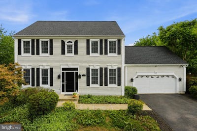 /international/us/79-melanie-hollow-lane-fredericksburg-va-110109012418/