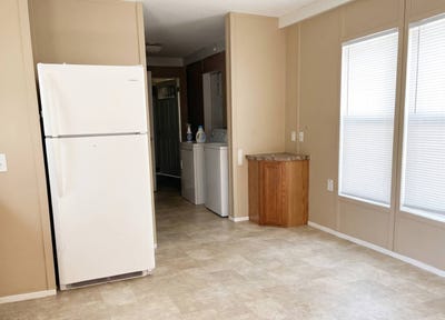 /international/us/2500-farm-bureau-rd-manhattan-ks-110107609127/