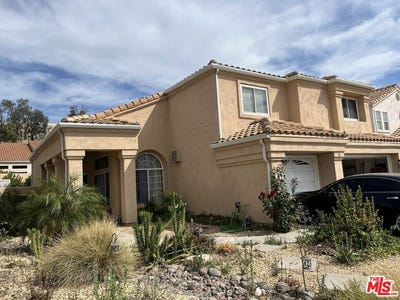 /international/us/2-bella-minozza-lake-elsinore-ca-110099990960/
