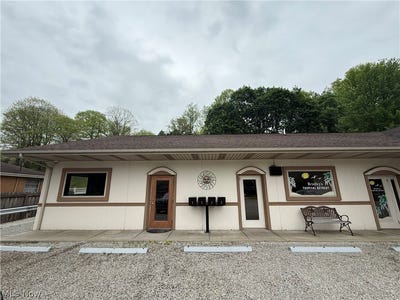 /international/us/1420-commerce-street-wellsburg-wv-110108148335/