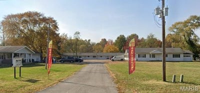 /international/us/1950-n-illinois-avenue-carbondale-il-110101210654/?lang=en